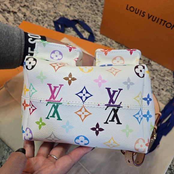 NEW Louis Vuitton x Murakami Venice Backpack in Multicolor Monogram 2025 Release - Picture 11 of 16